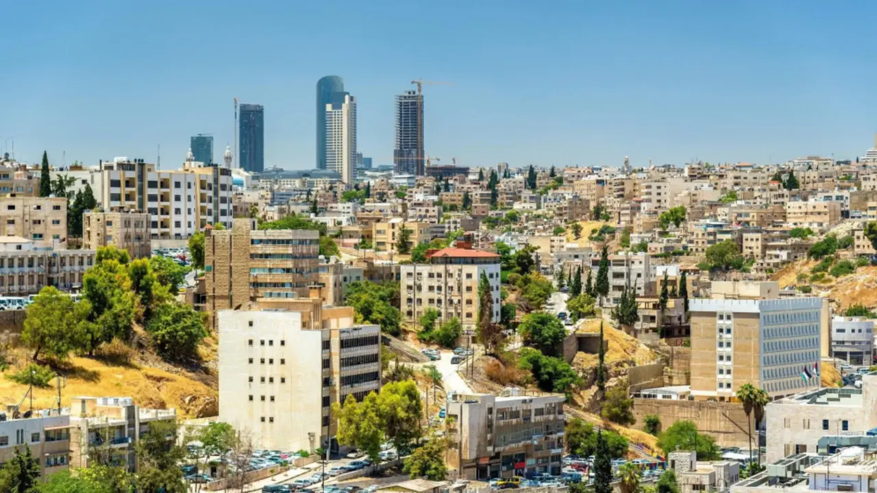 أجواء معتدلة تسيطر على الأردن حتى نهاية الأسبوع الحالي